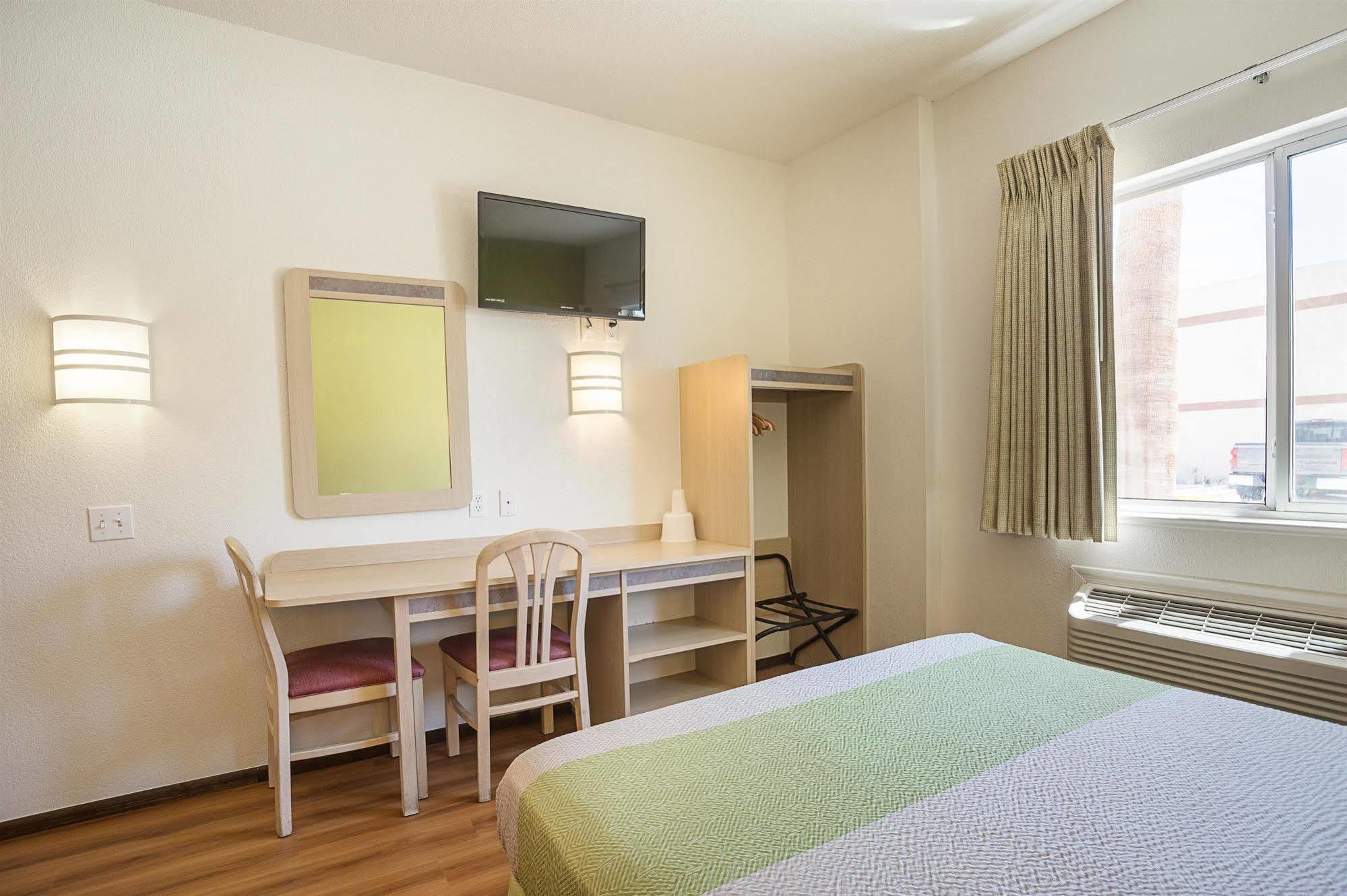 Lakeside Inn Lake Havasu City Bagian luar foto